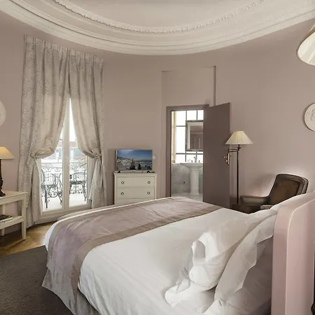 Le Cavendish 4* קאן
